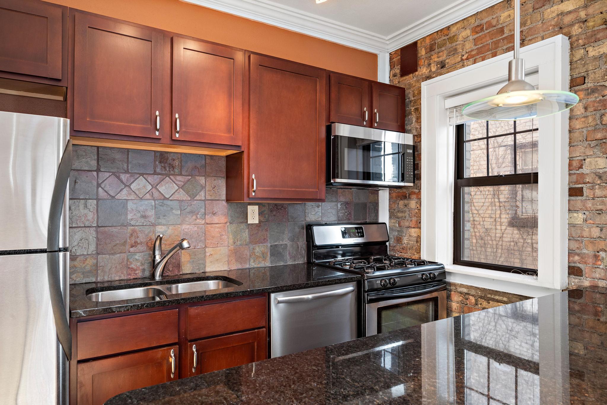 1901 Stevens Avenue, Unit 301 Minneapolis, MN 55403 - Photo 9 of 22 Gallery Image 9