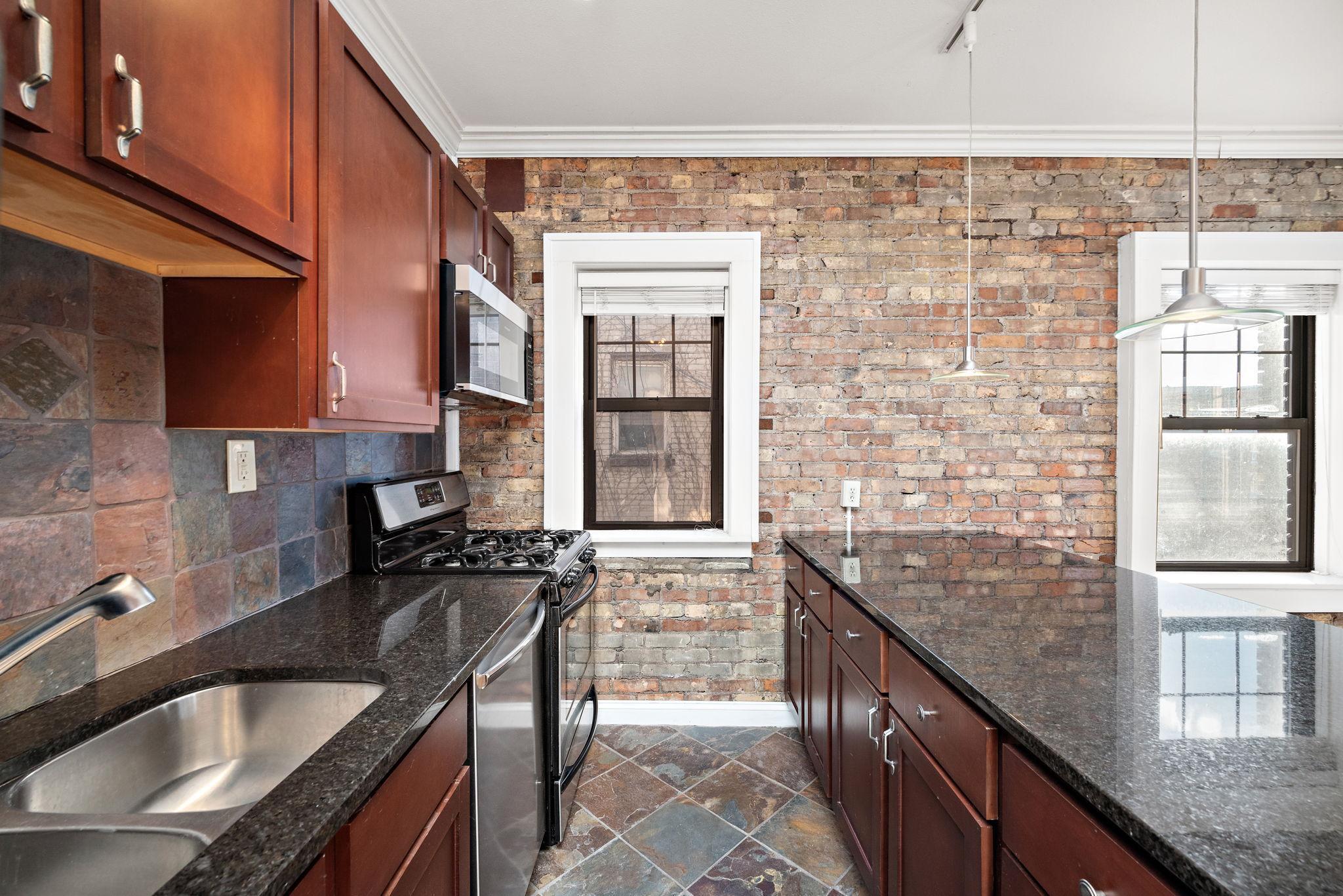 1901 Stevens Avenue, Unit 301 Minneapolis, MN 55403 - Photo 10 of 22 Gallery Image 10