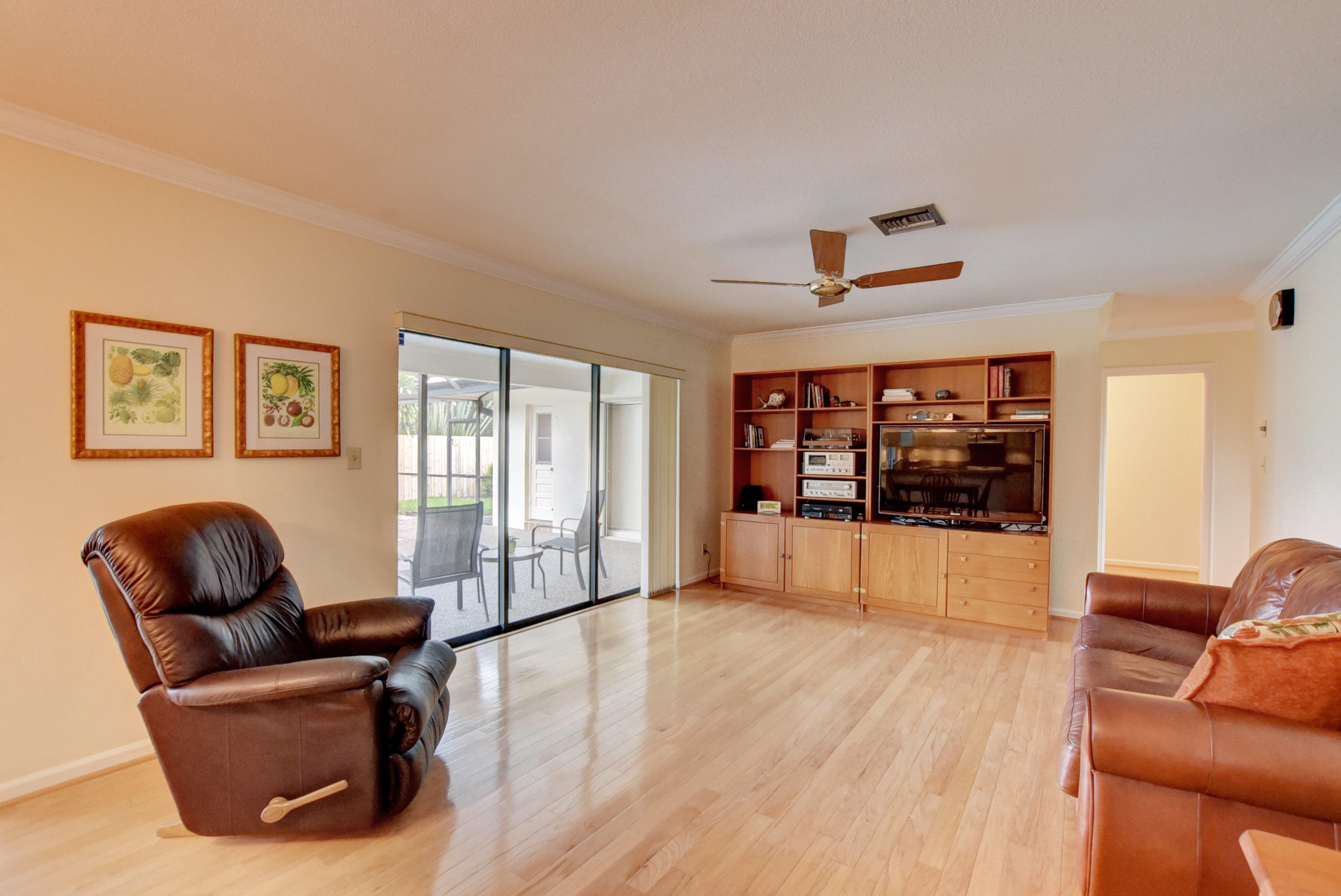 680 Southwest 17th Street Boca Raton, FL 33486 - Photo 31 of 41 Family room