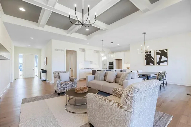 $778,112 | 3900 West 158th Place, Overland Park, KS 66224