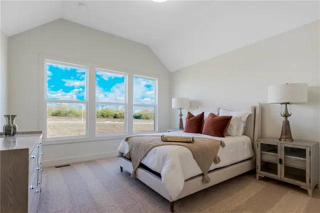 $778,112 | 3900 West 158th Place, Overland Park, KS 66224