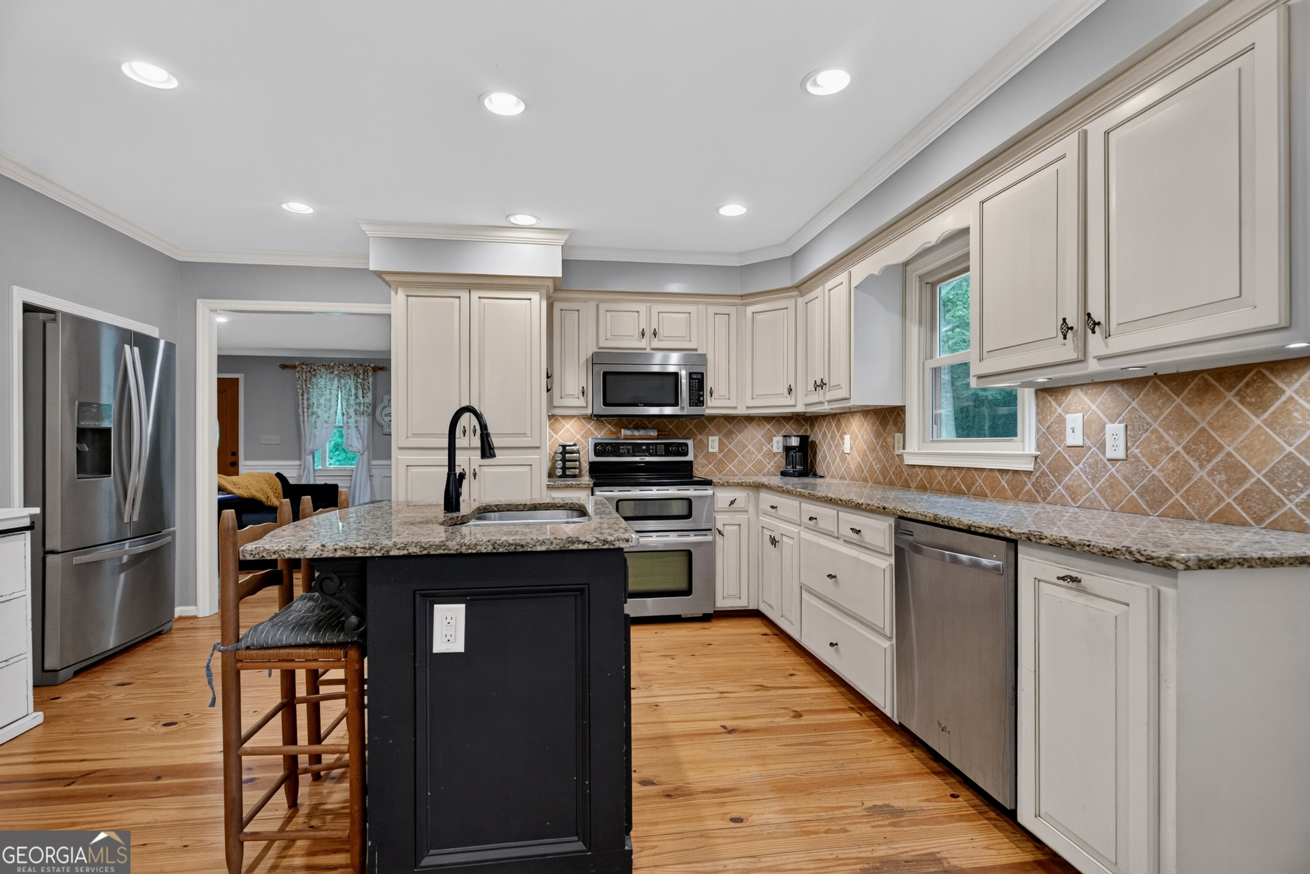 697 John Lovelace Road LaGrange, GA 30241 - Photo 13 of 48