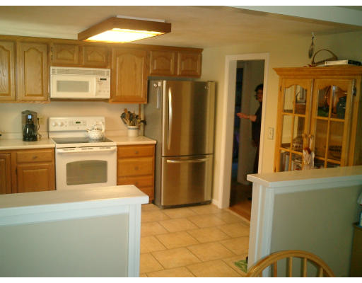 214 Newbury Road Rowley, MA 01969 - Photo 3 of 17