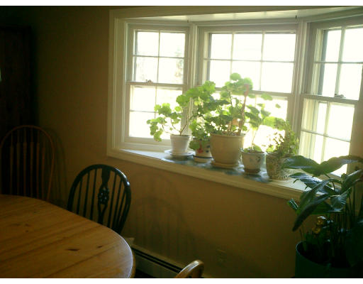 214 Newbury Road Rowley, MA 01969 - Photo 8 of 17