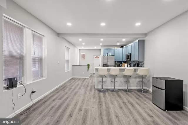 $2,899 | 4928 Florence Avenue, Philadelphia, PA 19143