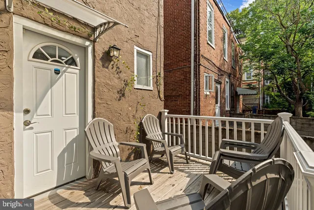 $2,899 | 4928 Florence Avenue, Philadelphia, PA 19143