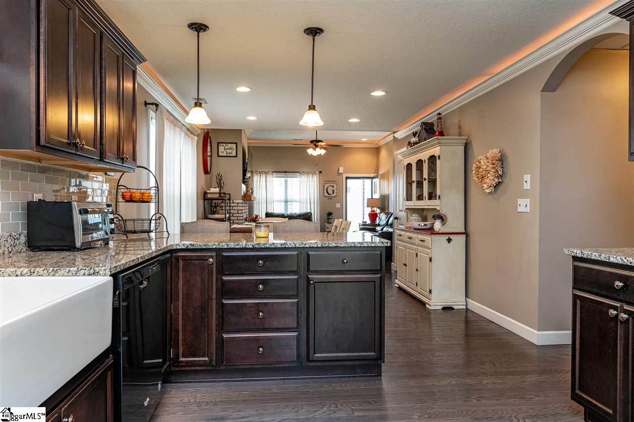 560 Thomas Edwards Lane Greer, SC 29651 - Photo 11 of 28 Gallery Image 11