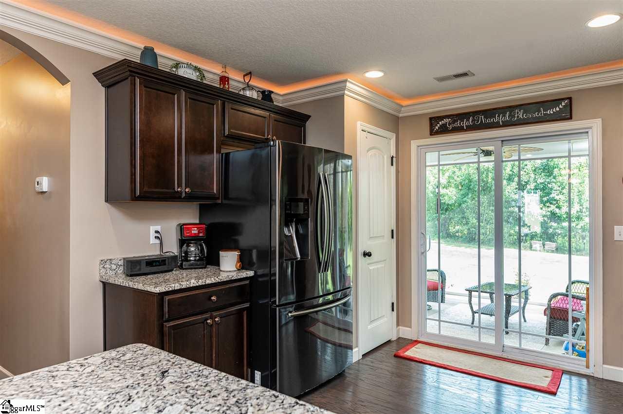 560 Thomas Edwards Lane Greer, SC 29651 - Photo 12 of 28 Gallery Image 12