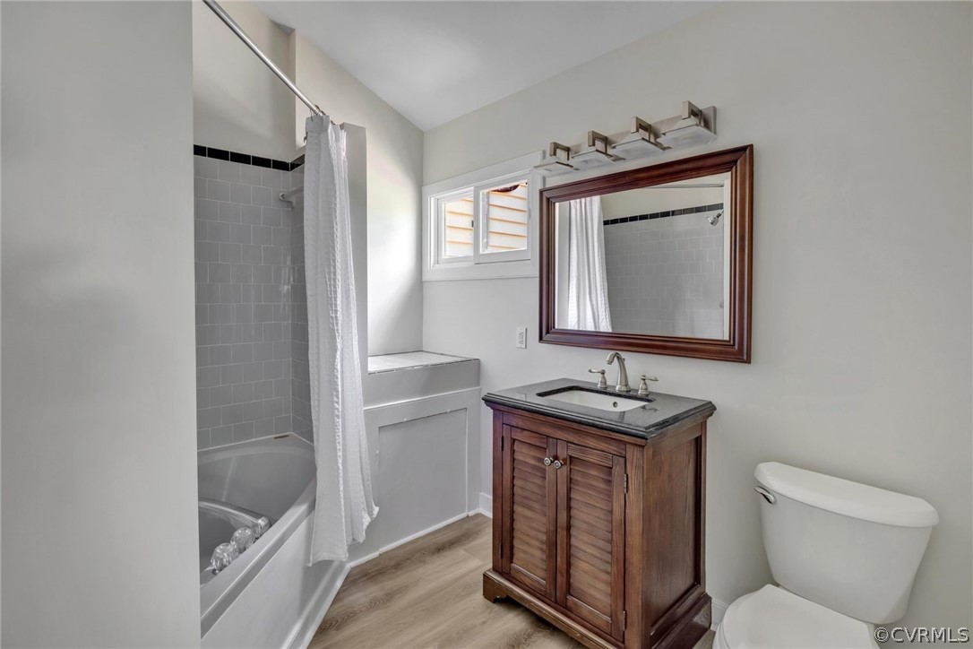 1320 Elon Road Henrico, VA 23229 - Photo 17 of 30 Master bath.