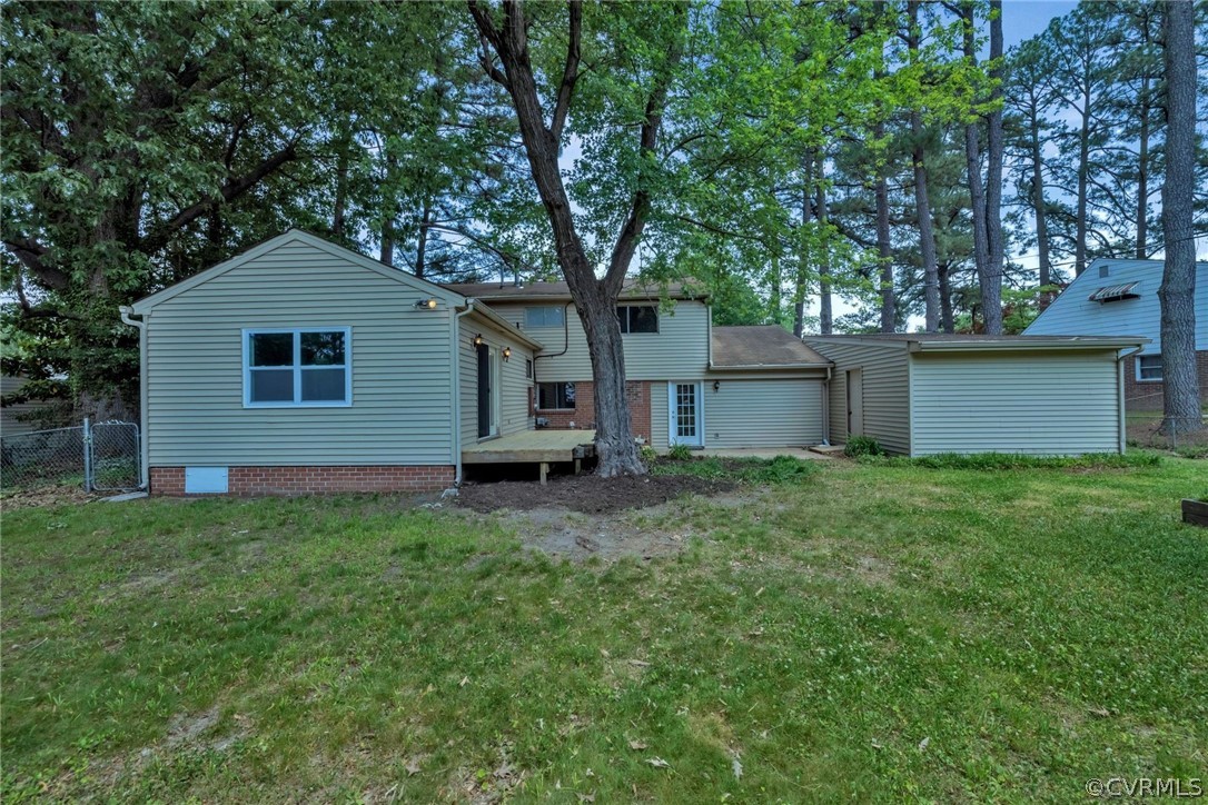 1320 Elon Road Henrico, VA 23229 - Photo 25 of 30 Back of the house, lots of space!