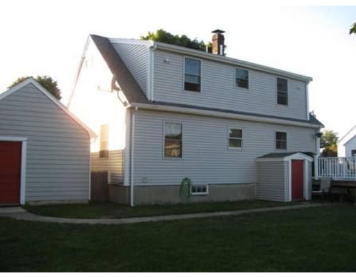 17 Windsor Road Beverly, MA 01915 - Photo 2 of 12 Gallery Image 2