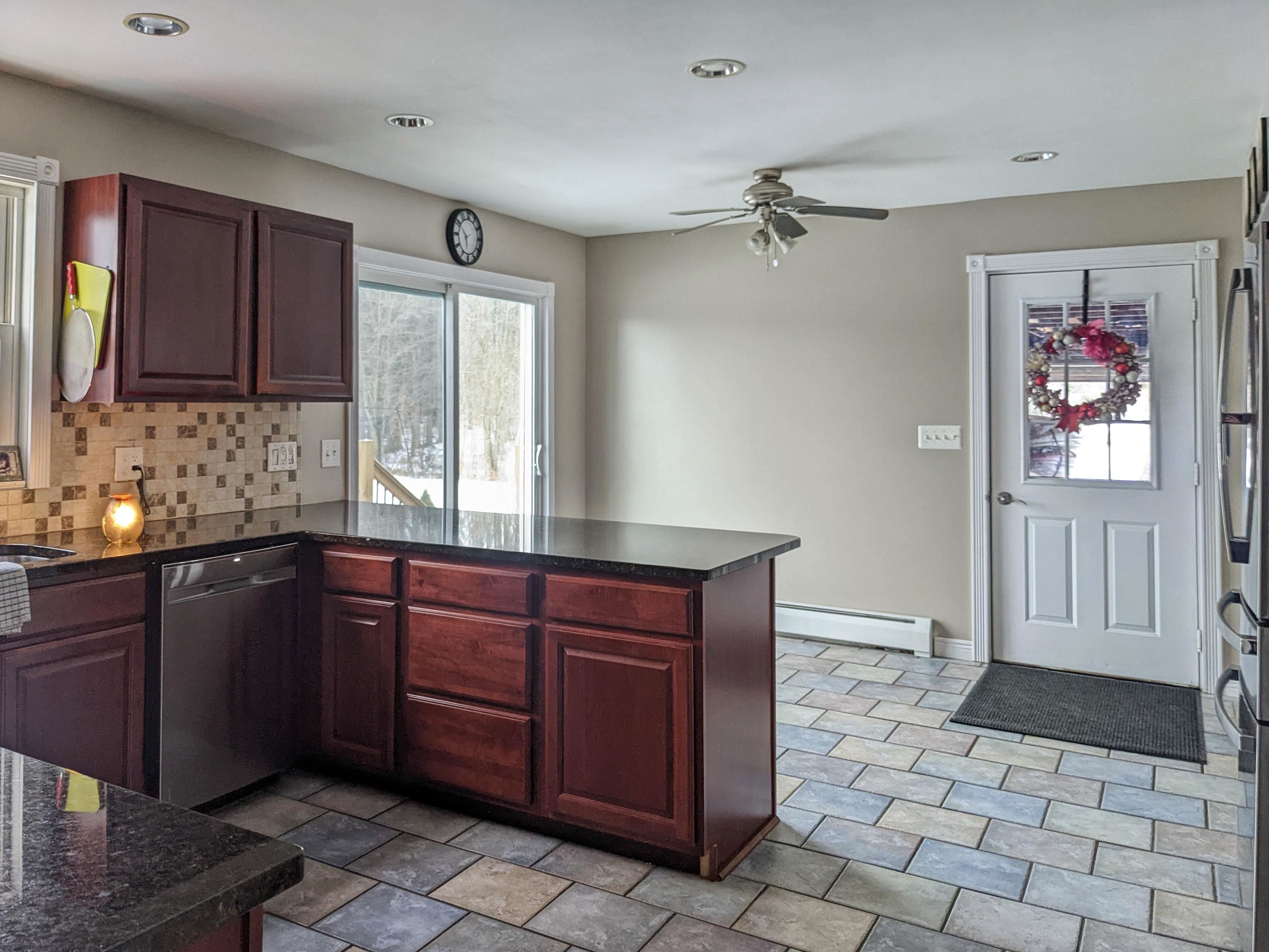 9577 Elms Road Birch Run, MI 48415 - Photo 3 of 54
