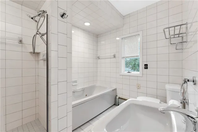 $5,250 | 41 Elmway Street, Providence, RI 02906