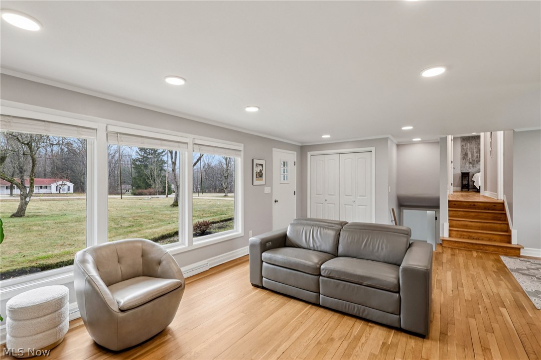 8354 Cloveridge Road Chagrin Falls, OH 44022 - Photo 5 of 47