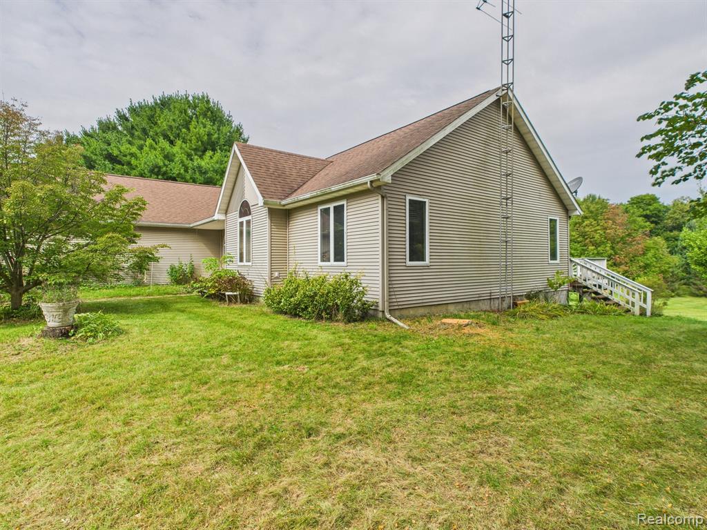 2843 North Branch Road North Branch, MI 48461 - Photo 5 of 58 Gallery Image 5