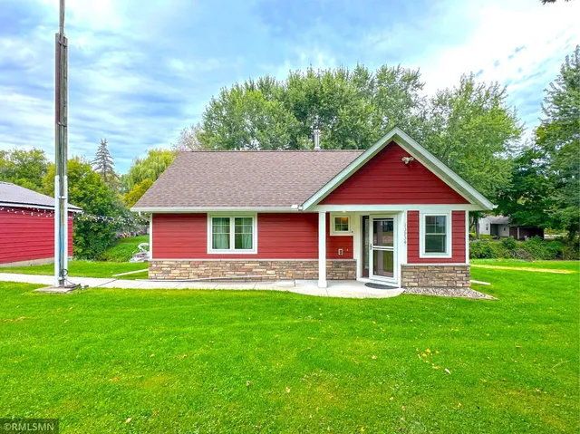 $349,900 | 13934 101st Street Northwest, South Haven, MN 55382
