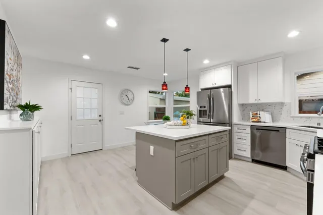 $998,000 | 366 Cureton Place, San Jose, CA 95127