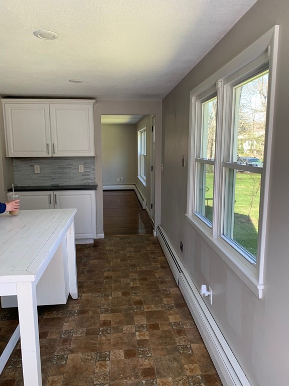 61 Hiland Road Charlton, MA 01507 - Photo 8 of 42