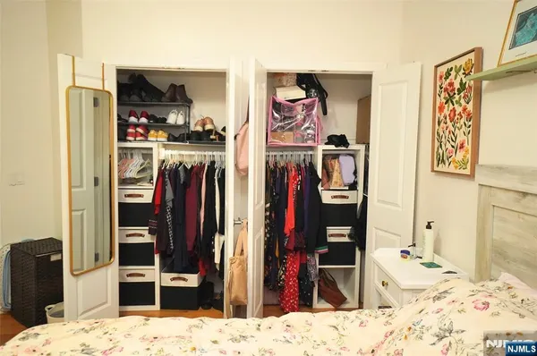 a view of a bedroom