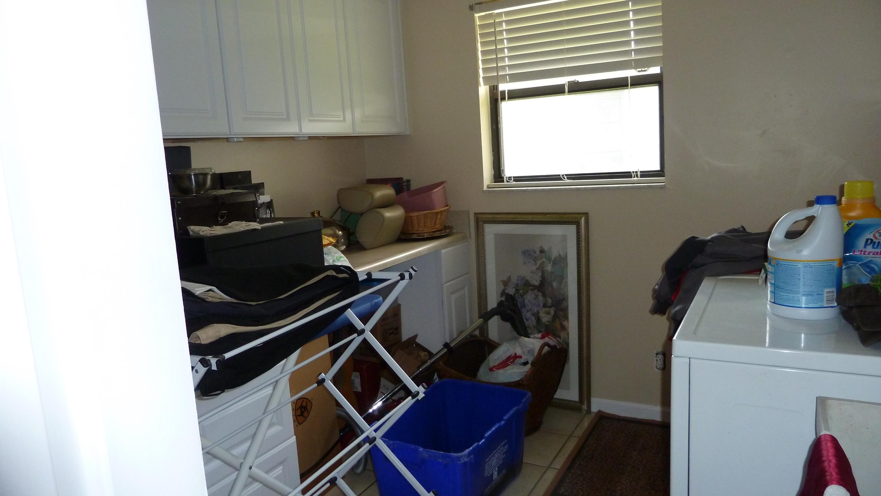 1075 Raintree Lane Wellington, FL 33414 - Photo 15 of 21 Utility Room