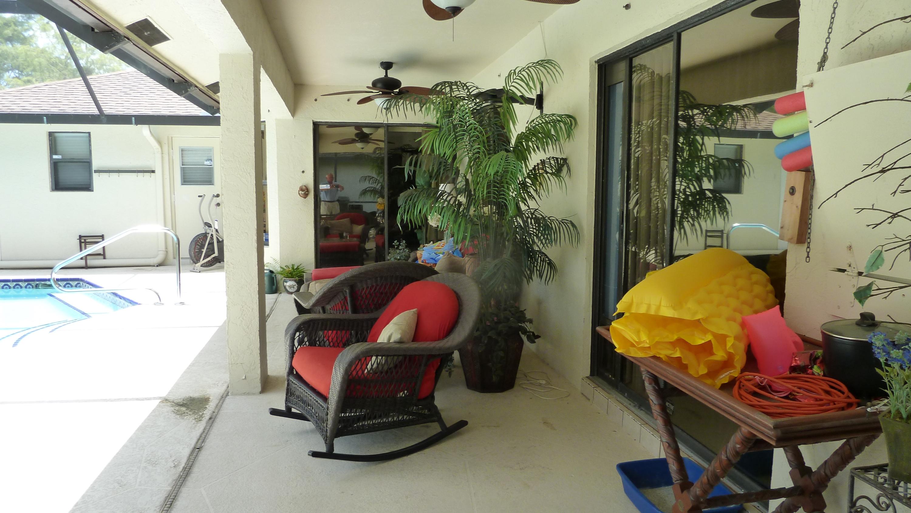 1075 Raintree Lane Wellington, FL 33414 - Photo 17 of 21 Patio