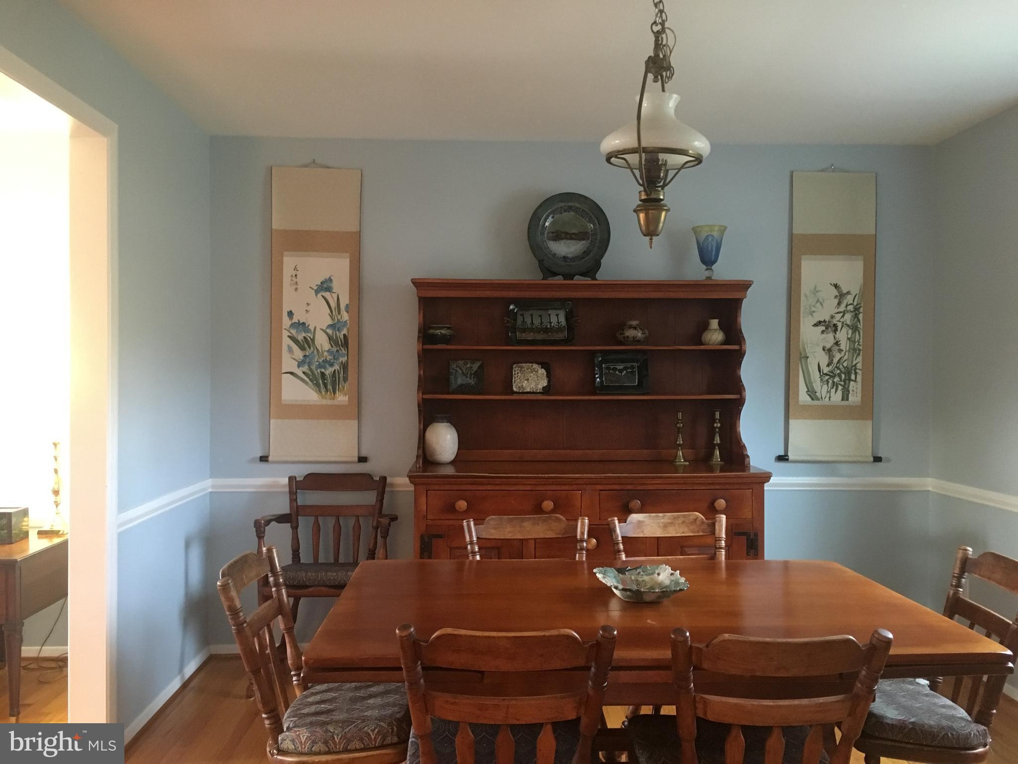 5201 Lynngate Road Columbia, MD 21044 - Photo 11 of 29 Bright & Spacious Dining Room