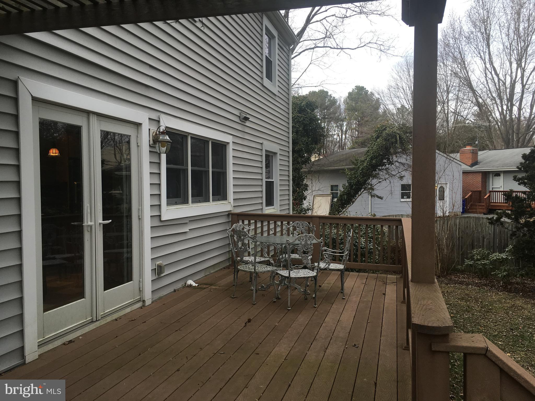 5201 Lynngate Road Columbia, MD 21044 - Photo 24 of 29 Nice Deck Space Directly Off the Kitchen