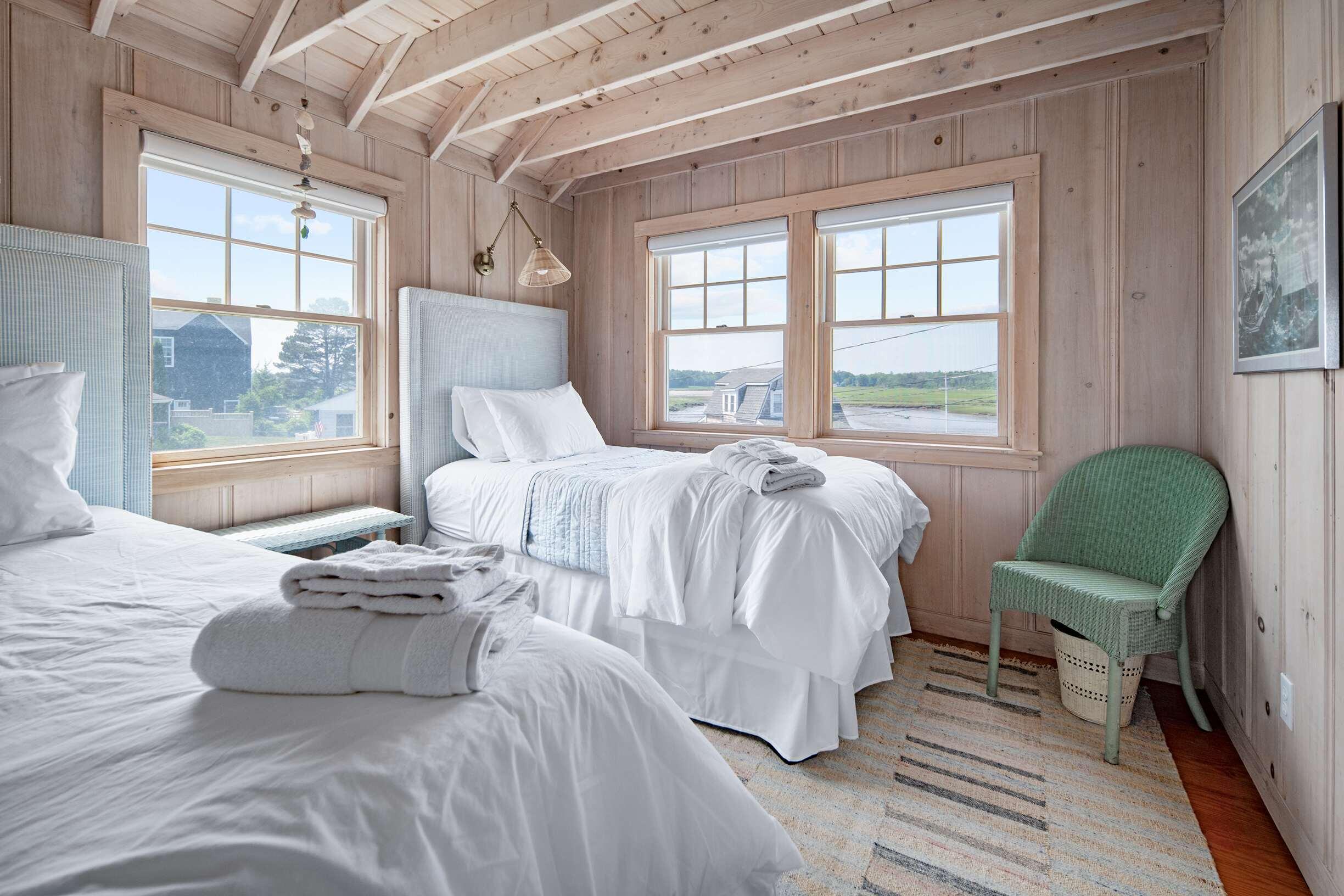 53 Great Hill Road Kennebunk, ME 04043 - Photo 23 of 46 Guest Bedroom