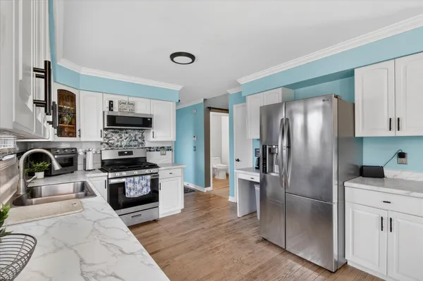 $460,000 | 38609 Jahn Street, Livonia, MI 48152