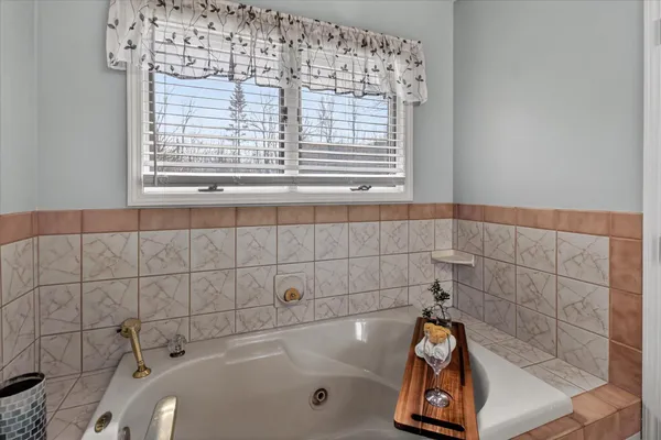 $460,000 | 38609 Jahn Street, Livonia, MI 48152