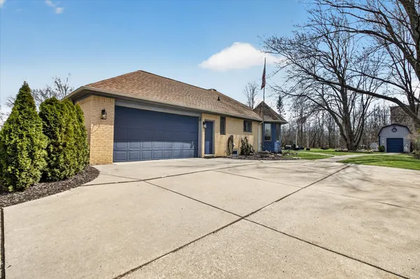 $460,000 | 38609 Jahn Street, Livonia, MI 48152