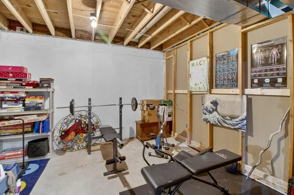 $460,000 | 38609 Jahn Street, Livonia, MI 48152