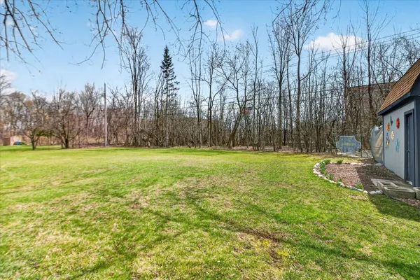 $460,000 | 38609 Jahn Street, Livonia, MI 48152