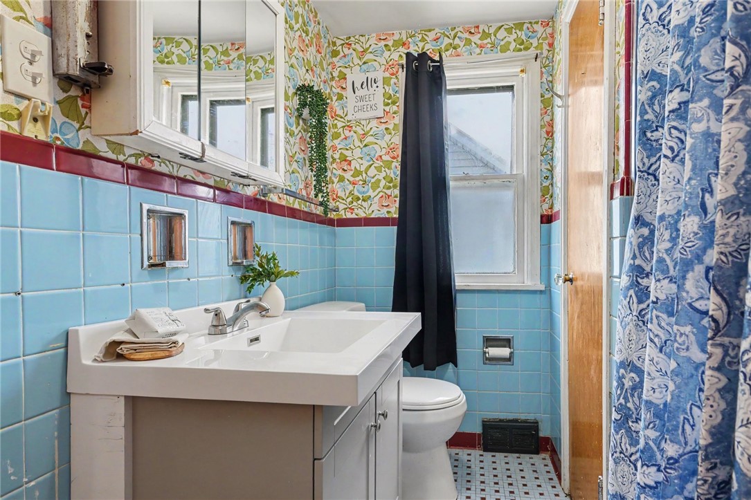 209 St Casimir Street Rochester, NY 14621 - Photo 9 of 15