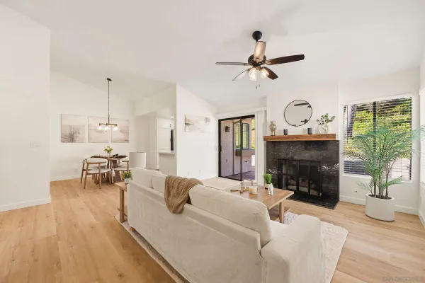 $799,500 | 12855 Via Moura, San Diego, CA 92128