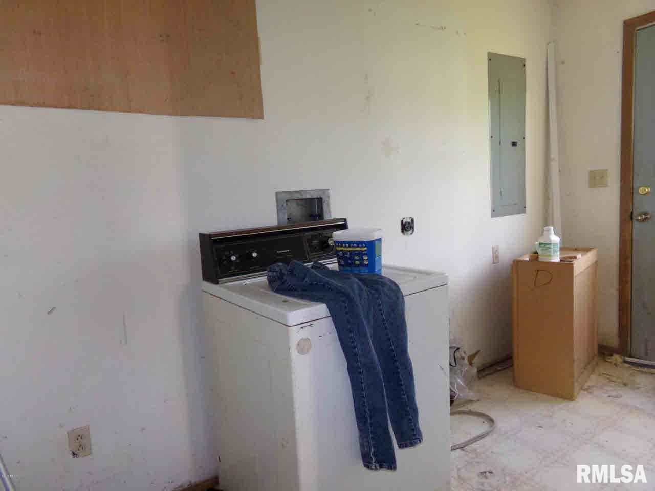 103 Johnson Street Valier, IL 62891 - Photo 10 of 10 Gallery Image 10