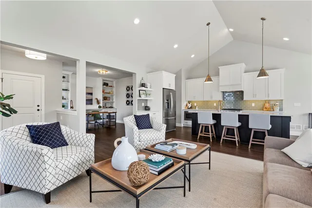 $524,900 | 38 Chase Meadow Trail, Mendon, NY 14472