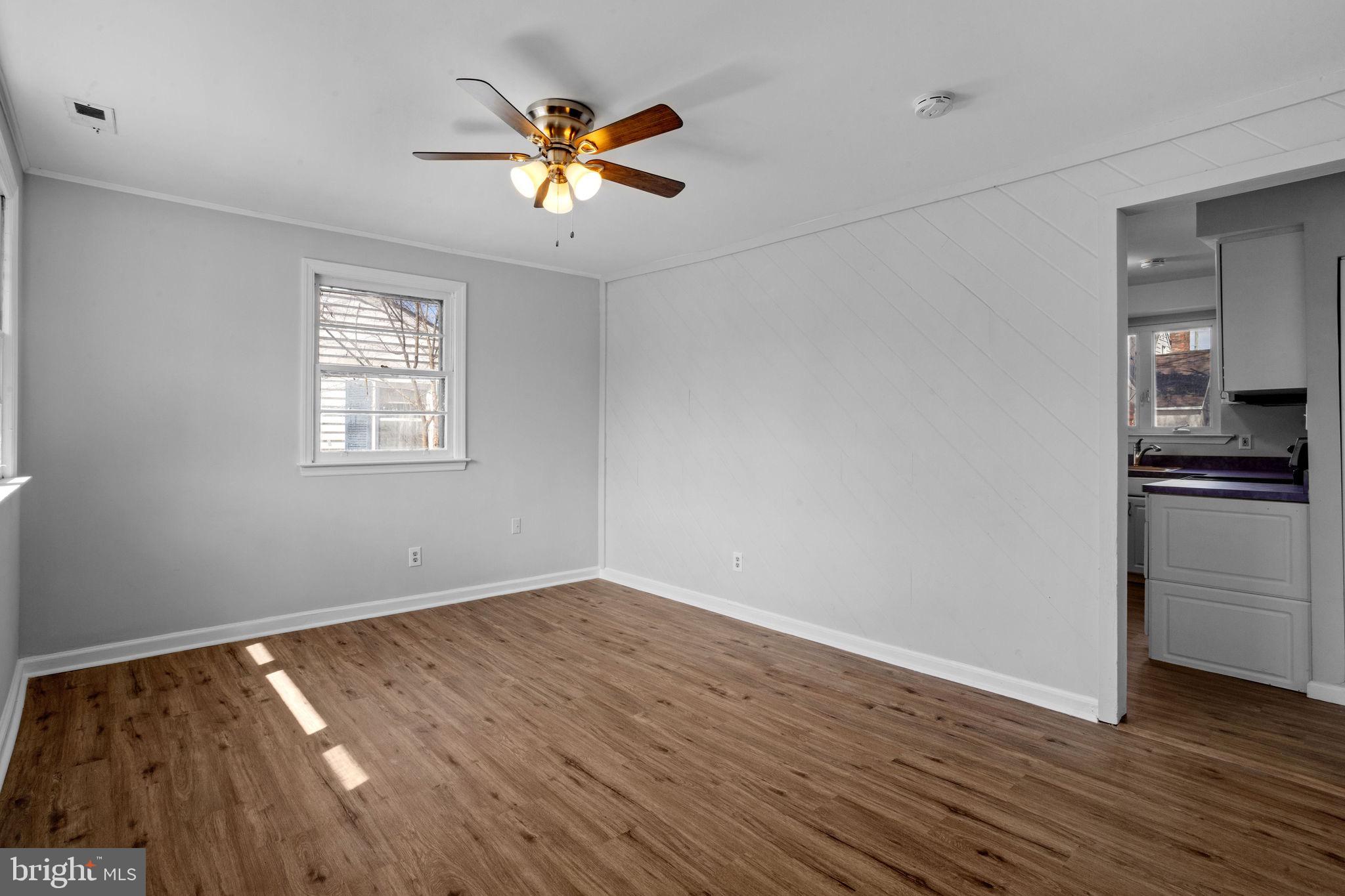 441 7th Avenue Lindenwold, NJ 08021 - Photo 5 of 30