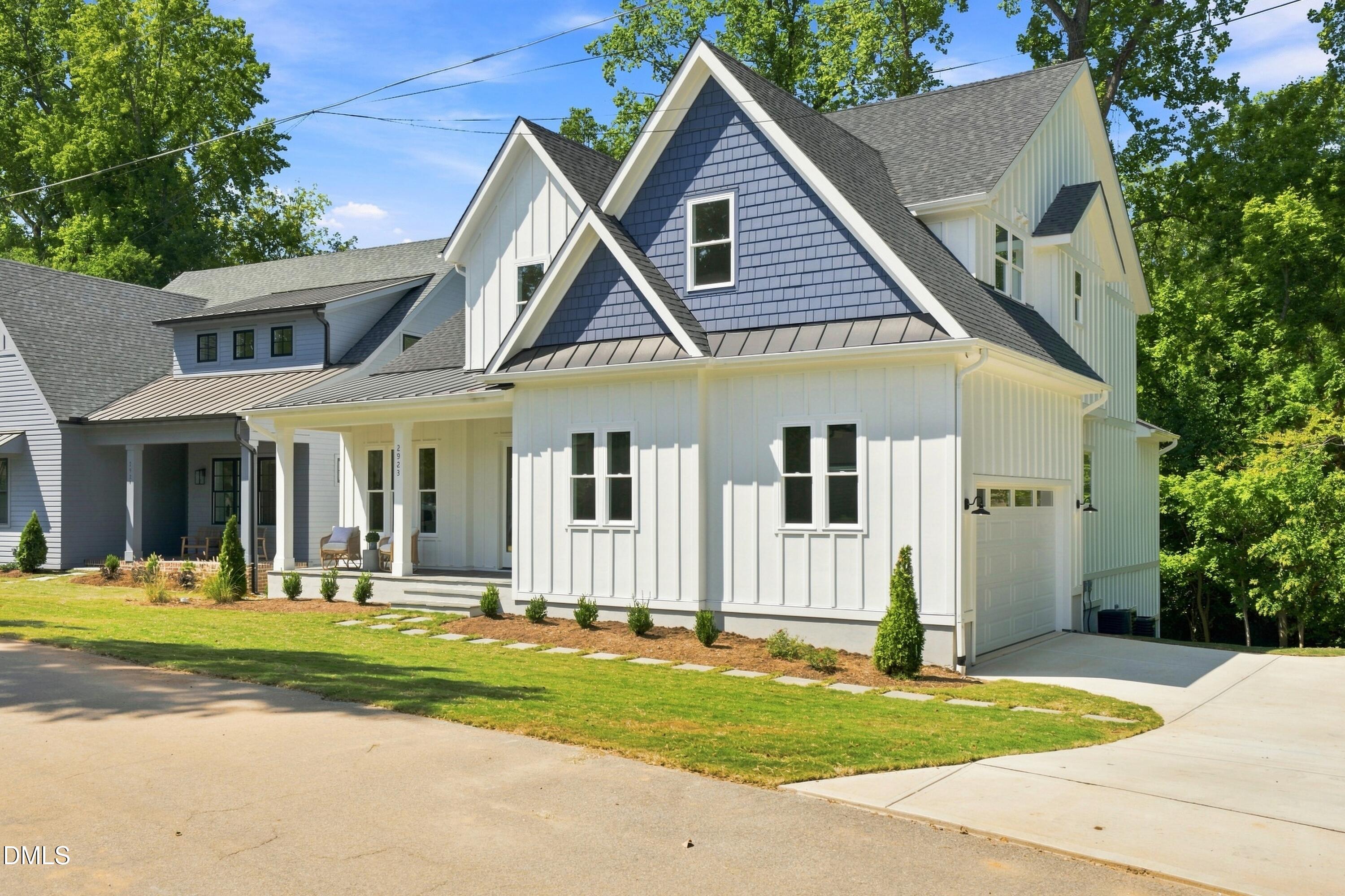 2923 Claremont Road Raleigh, NC 27608 - Photo 3 of 48 DSC07427