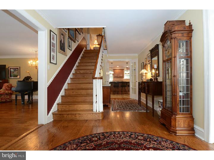 111 Righters Mill Road Penn Valley, PA 19072 - Photo 2 of 23 Foyer