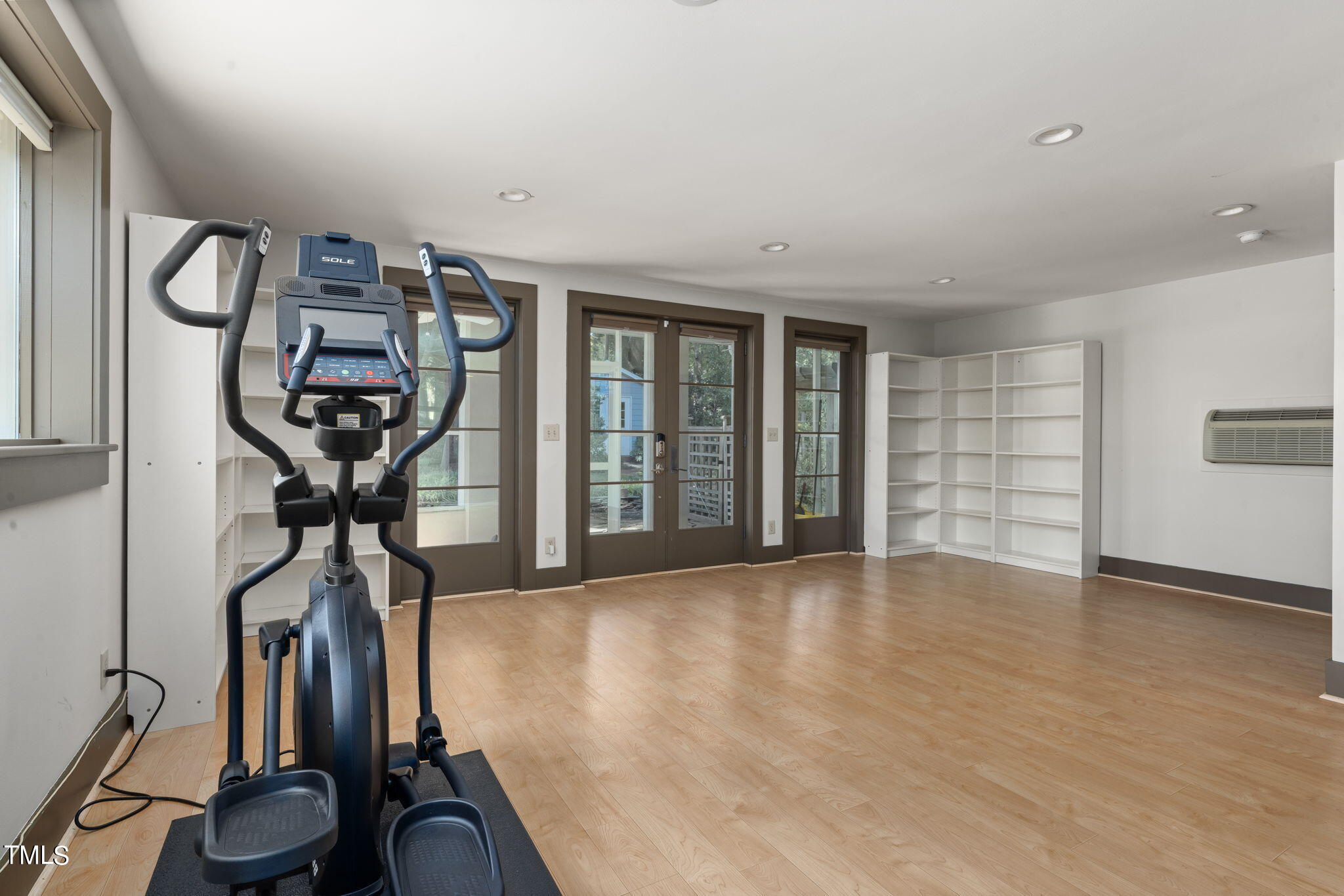 1803 White Oak Road Raleigh, NC 27608 - Photo 21 of 33 1803 White Oak Road Raleigh