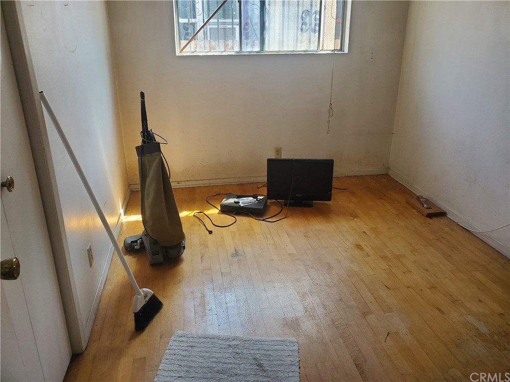 830 Palms Boulevard Venice, CA 90291 - Photo 11 of 26