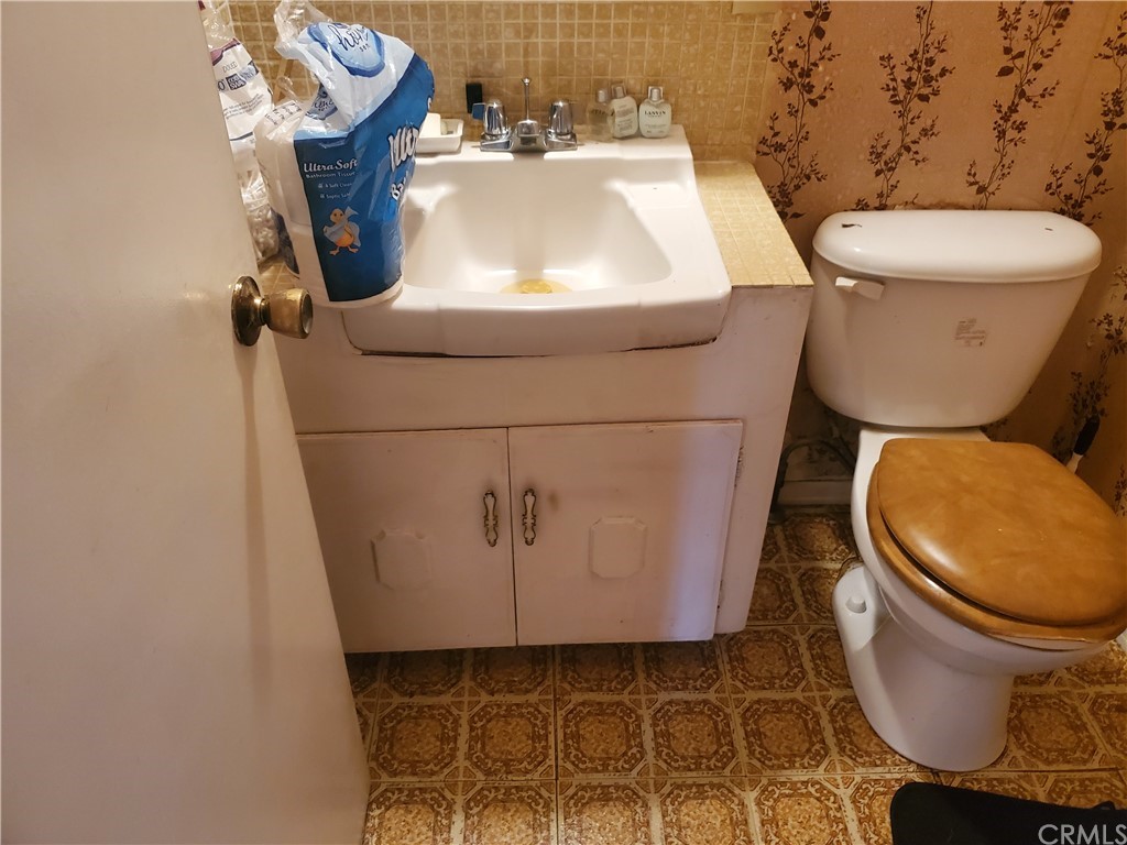 830 Palms Boulevard Venice, CA 90291 - Photo 13 of 26