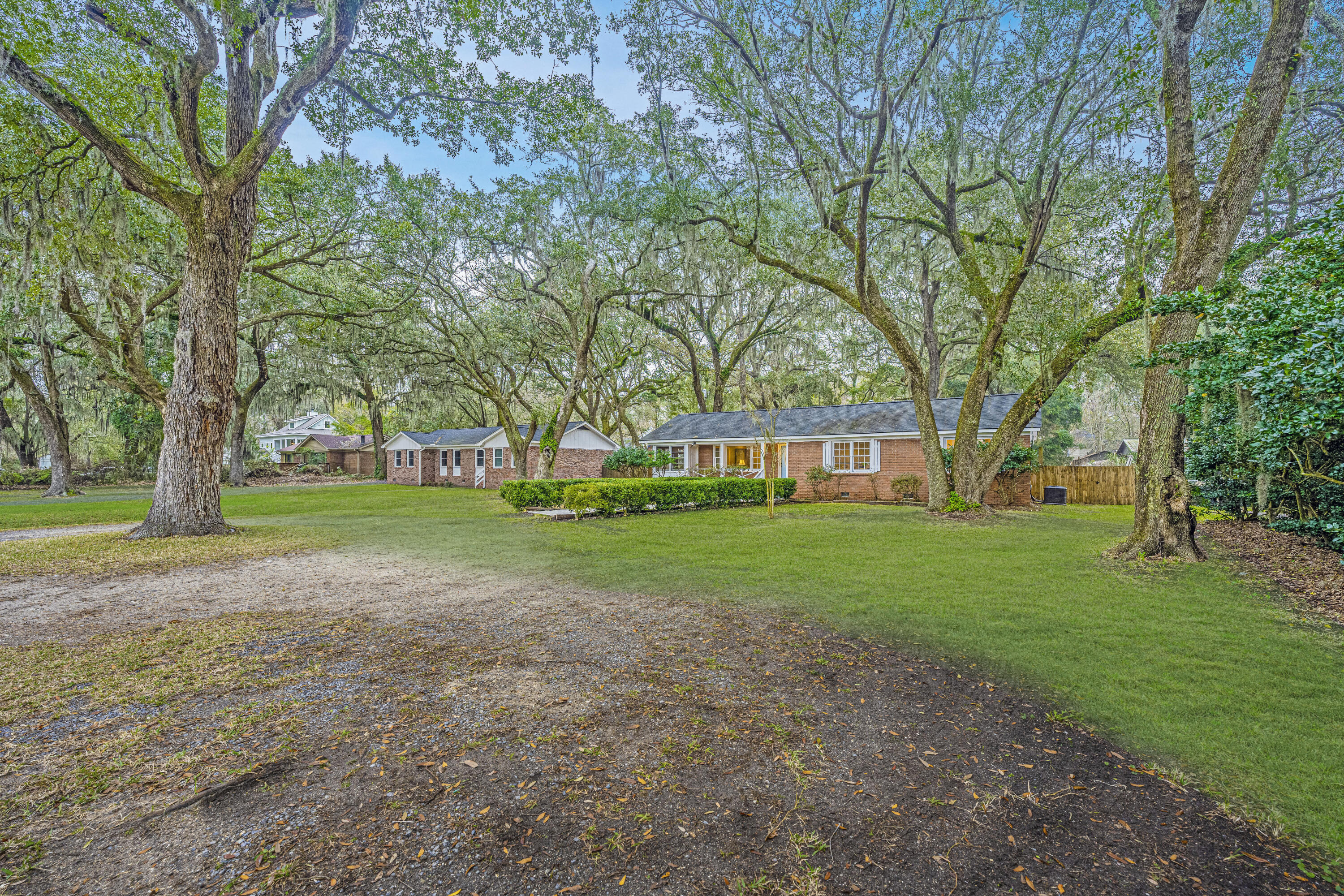 1316 Venning Road Mount Pleasant, SC 29464 - Photo 12 of 53 1316Venning06