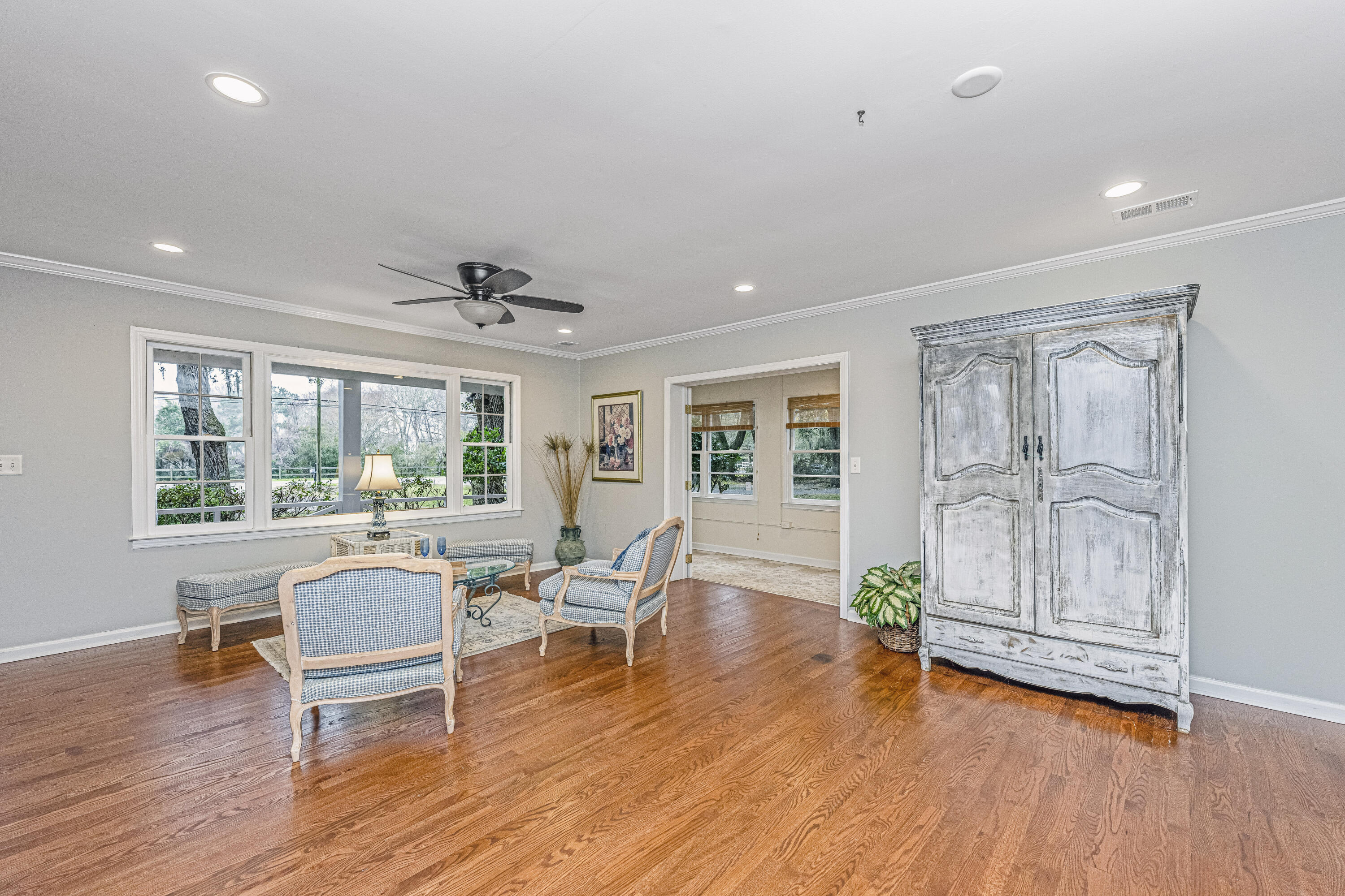 1316 Venning Road Mount Pleasant, SC 29464 - Photo 13 of 53 1316Venning09