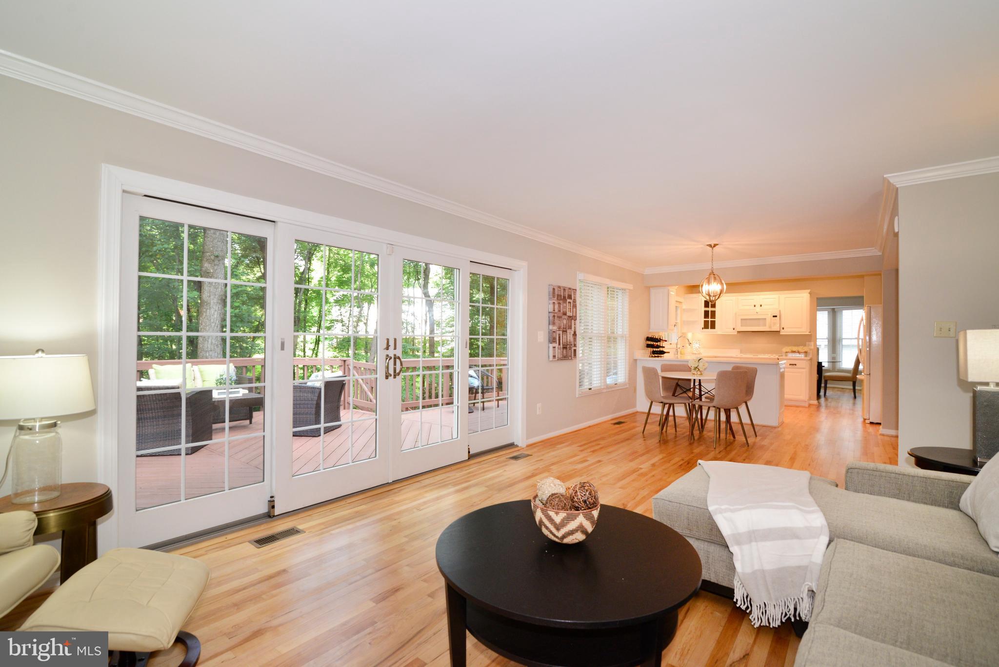 11617 Quail Ridge Court Reston, VA 20194 - Photo 11 of 36 Family Room w/Wall of Windows Opens to Deck.
