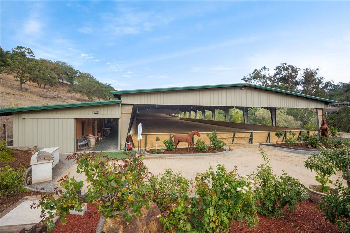 14411 Shannon Road Los Gatos, CA 95032 - Photo 3 of 109