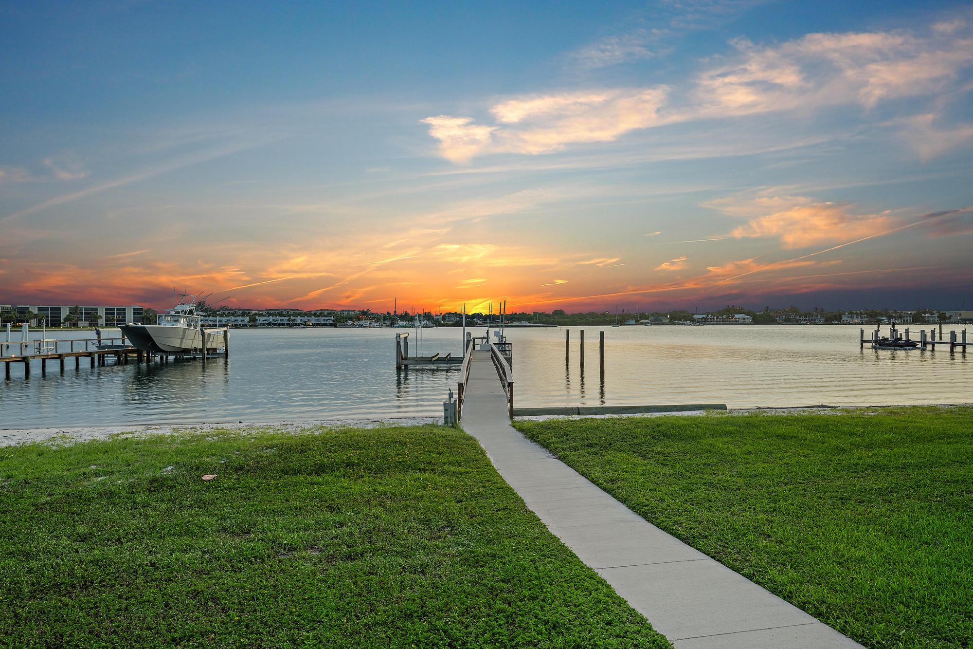 613 South Beach Road Jupiter, FL 33469 - Photo 26 of 74 Intracoastal with private dock