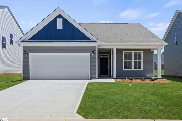 $268,300 | 240 Pretoria Drive, Woodruff, SC 29388