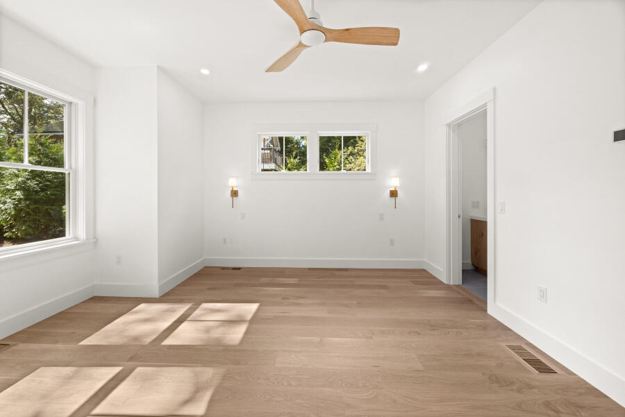 34 Davis Street Vineyard Haven, MA 02568 - Photo 14 of 26 an empty room with windows